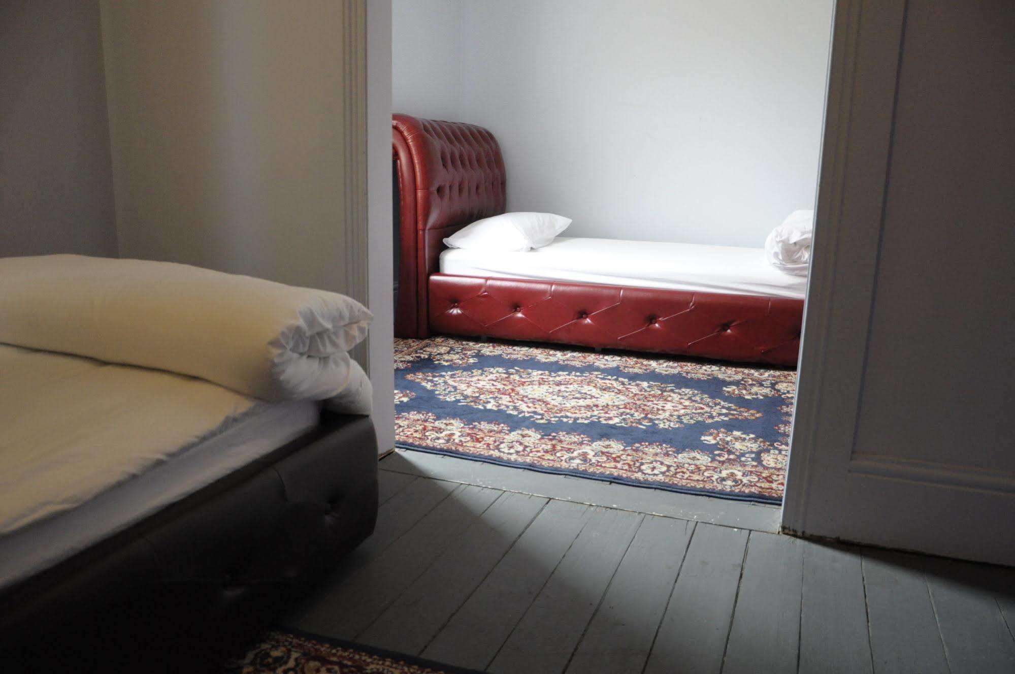 Backpackers Imperial Hotel Hobart Buitenkant foto