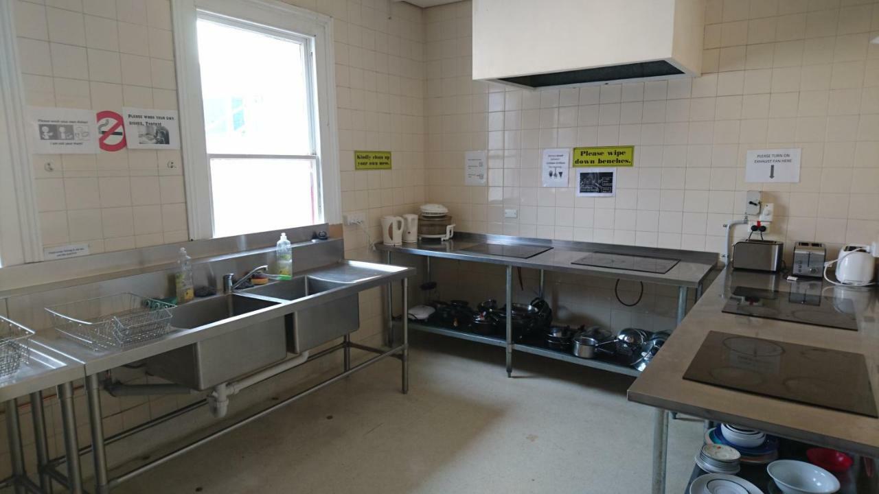 Backpackers Imperial Hotel Hobart Buitenkant foto
