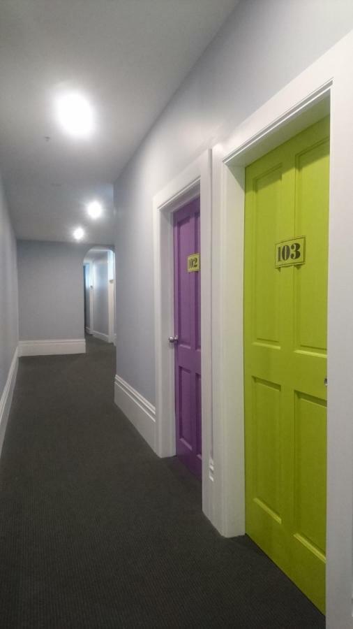 Backpackers Imperial Hotel Hobart Buitenkant foto