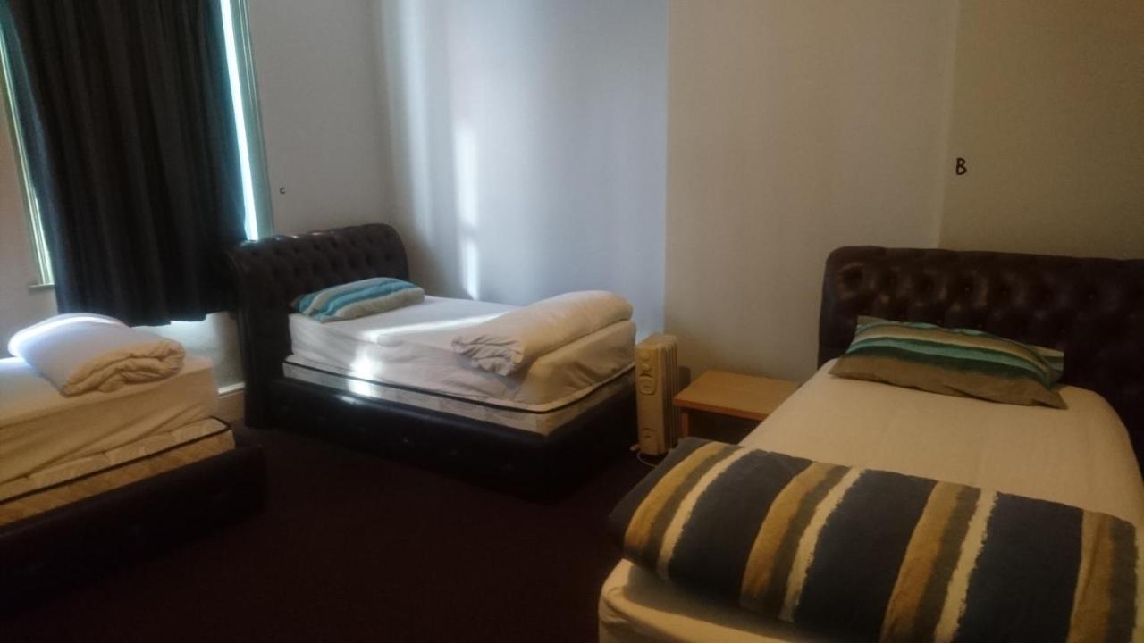 Backpackers Imperial Hotel Hobart Buitenkant foto
